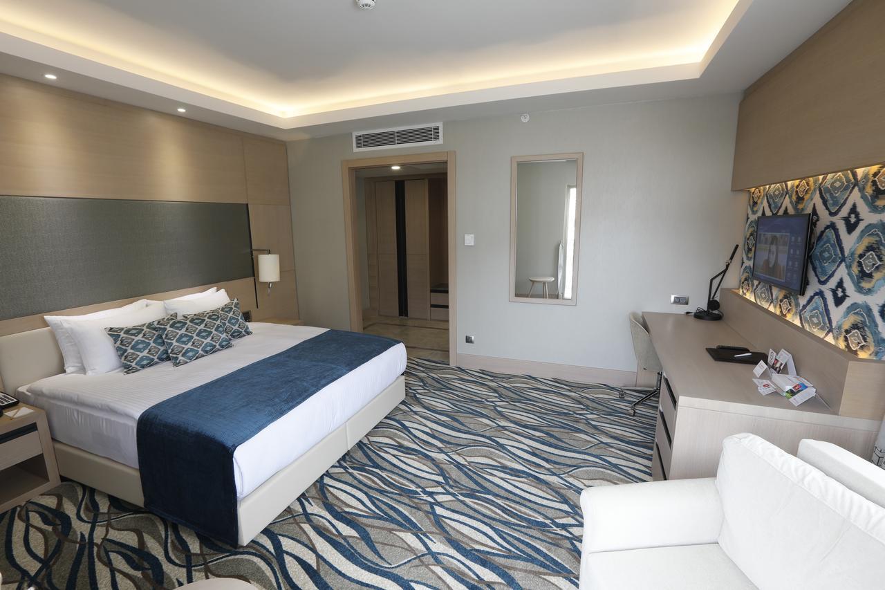 Ramada By Wyndham Gumushane Exterior photo