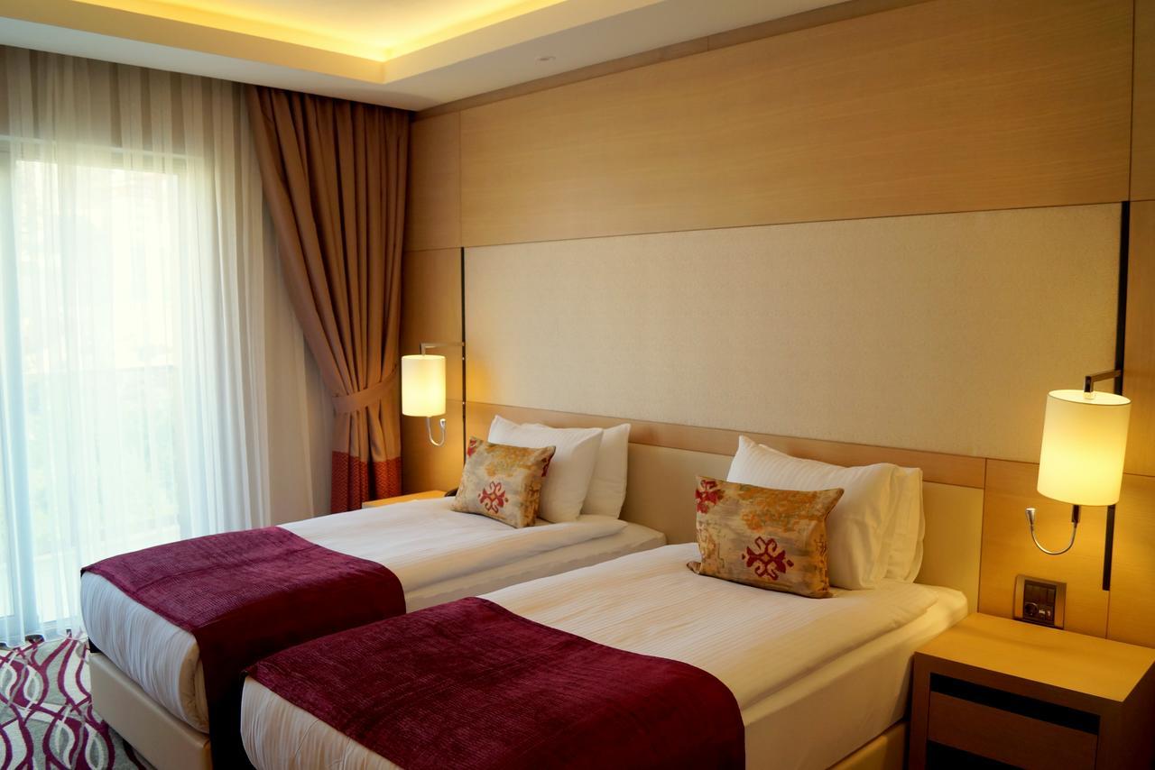 Ramada By Wyndham Gumushane Exterior photo