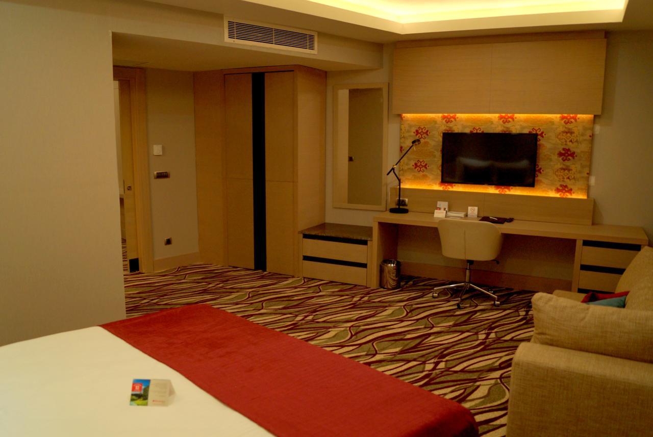 Ramada By Wyndham Gumushane Exterior photo